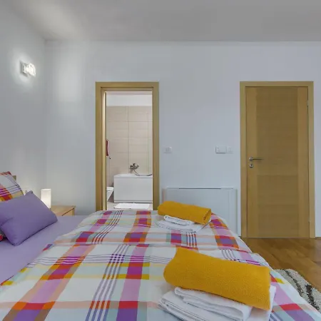 Kate Villa Žminj