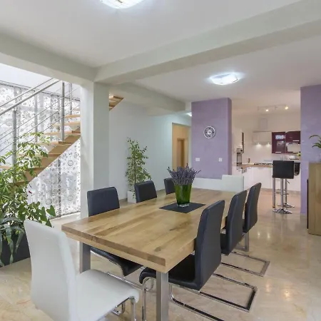 Villa Kate